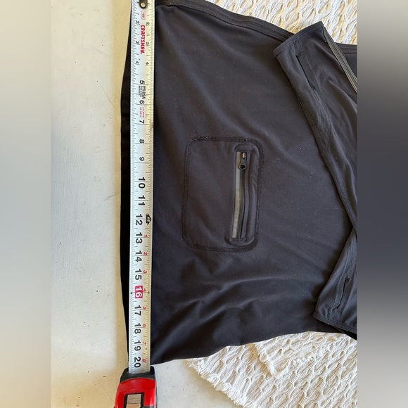 Lululemon black size 12, hiking/athletic long sleeve T-shirt EUC - Picture 12 of 12